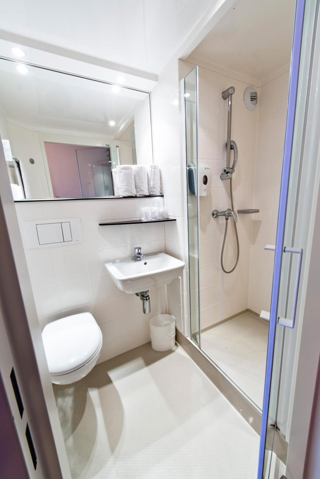 Grand Ocean View Room – Balcony