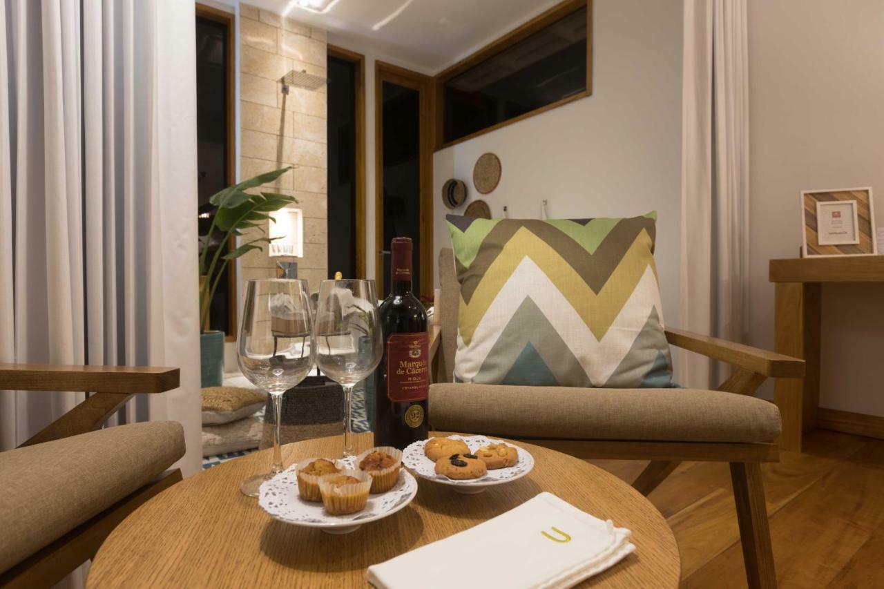 Deluxe King Suite