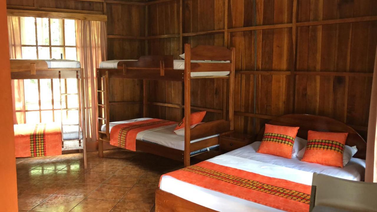 Quadruple Room Private Bathroom