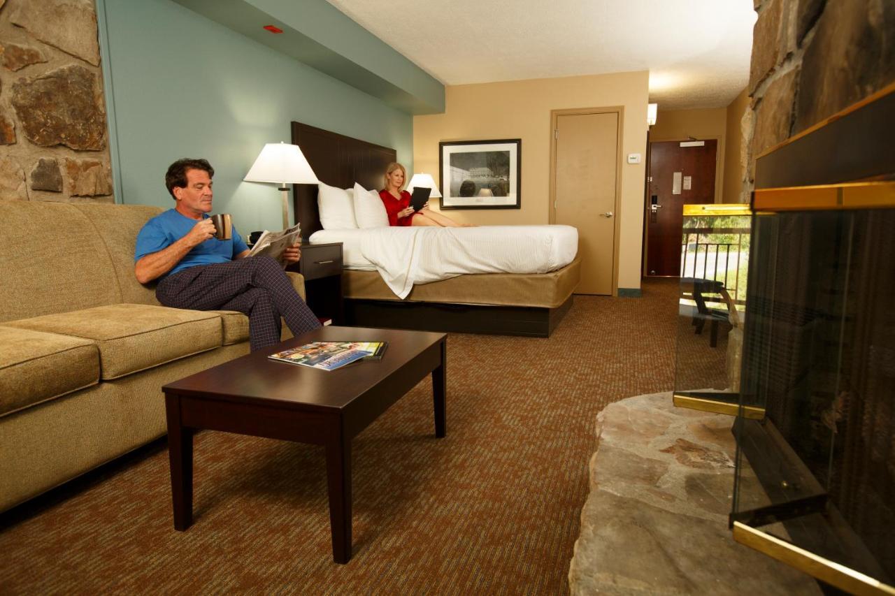 King Executive Fireplace Suite