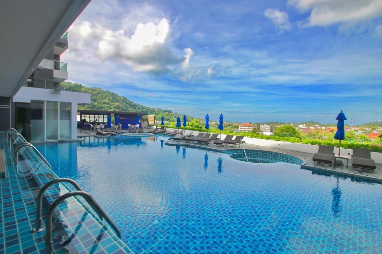 Superior Double Room Pool Access