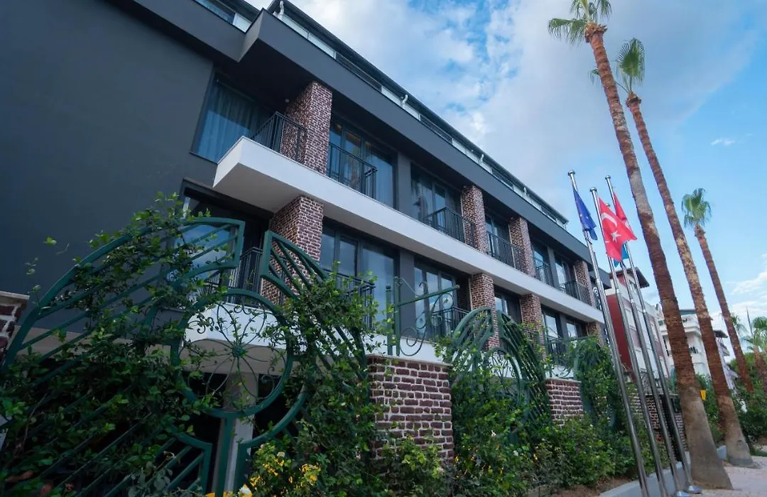 Estera Hotel Silent-1