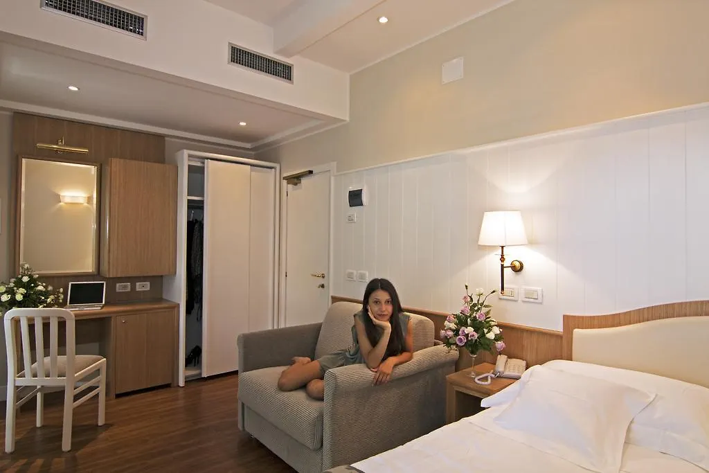 Hotel Gran Bretagna-1