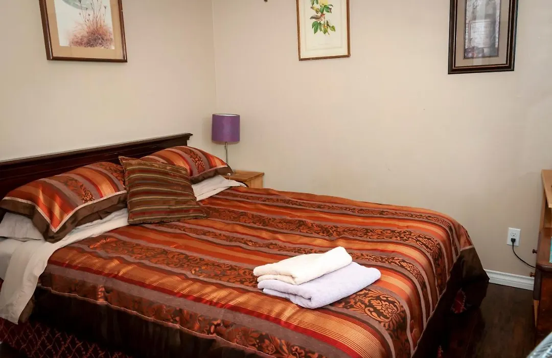 Comfort Inn Hostel In Fraser Valley 2-1