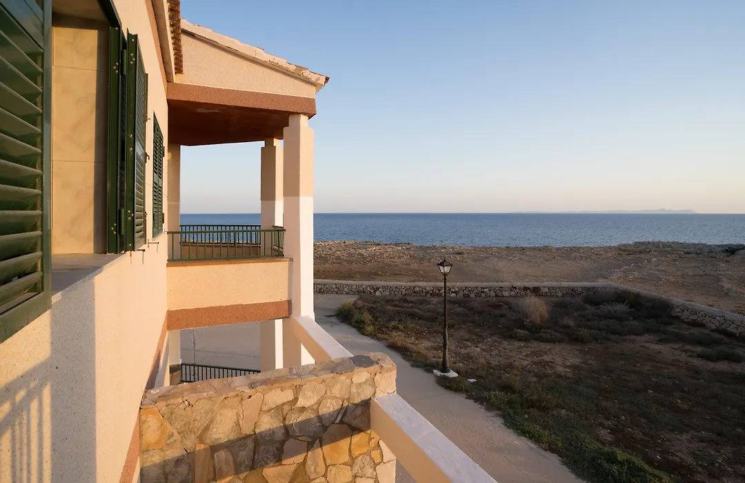 Apartamentos Moon Dreams Cabo de Baños-1