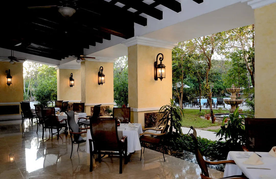 Courtyard By Marriott Cancun Airport-1