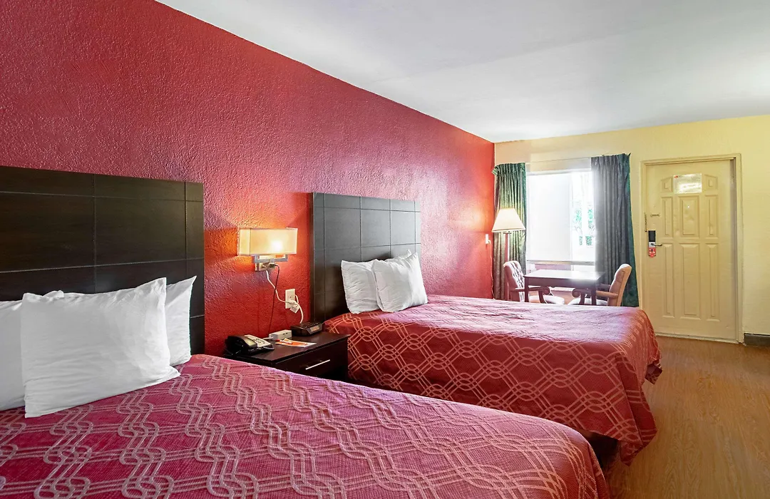 Ramada Limited Clearwater Hotel And Suites-1