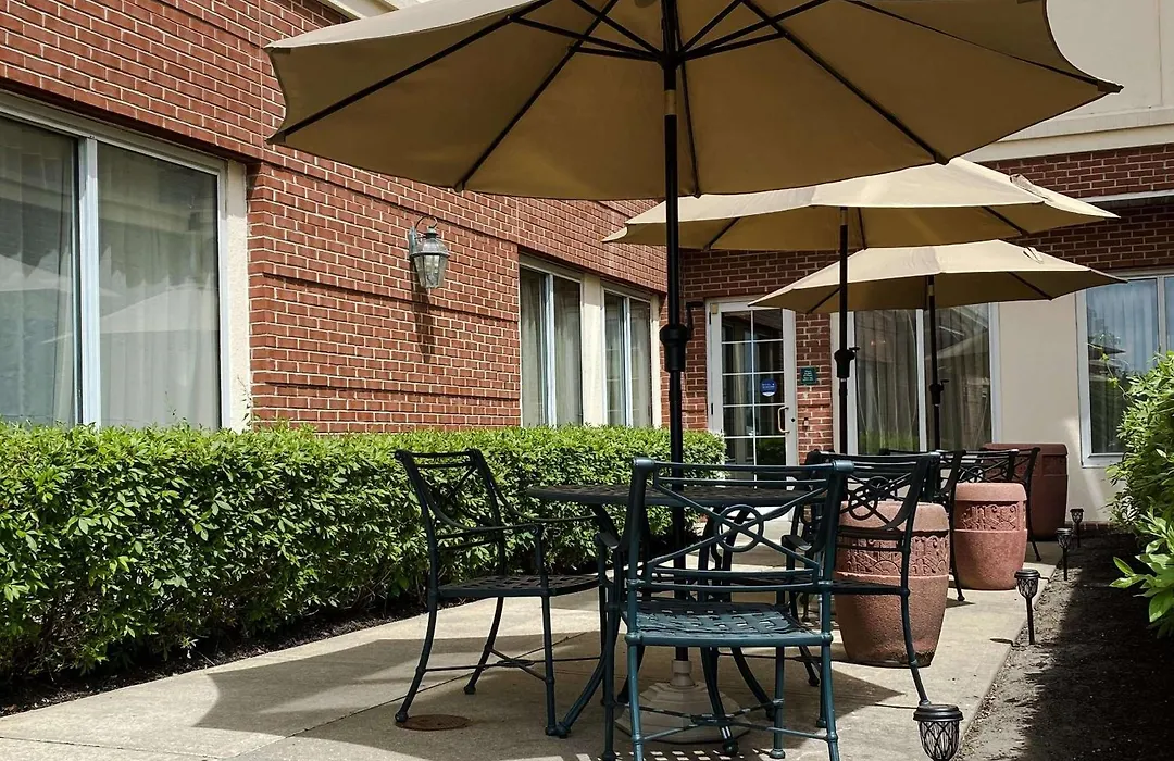La Quinta By Wyndham Islip - Macarthur Airport-1