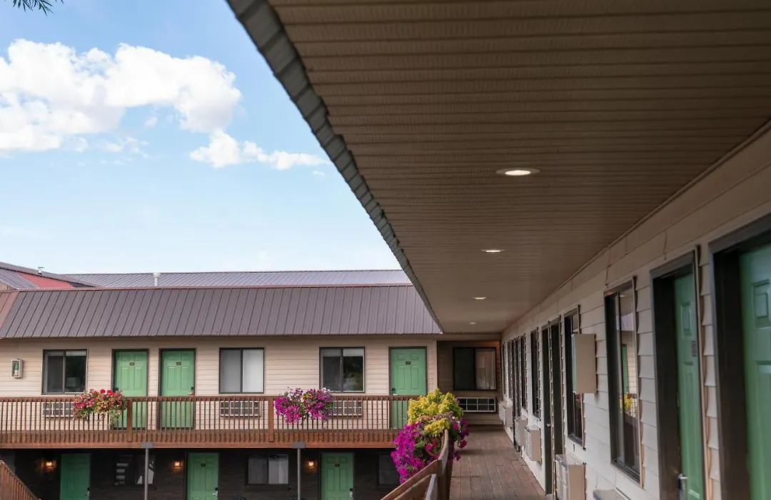 Riviera Motor Lodge-1