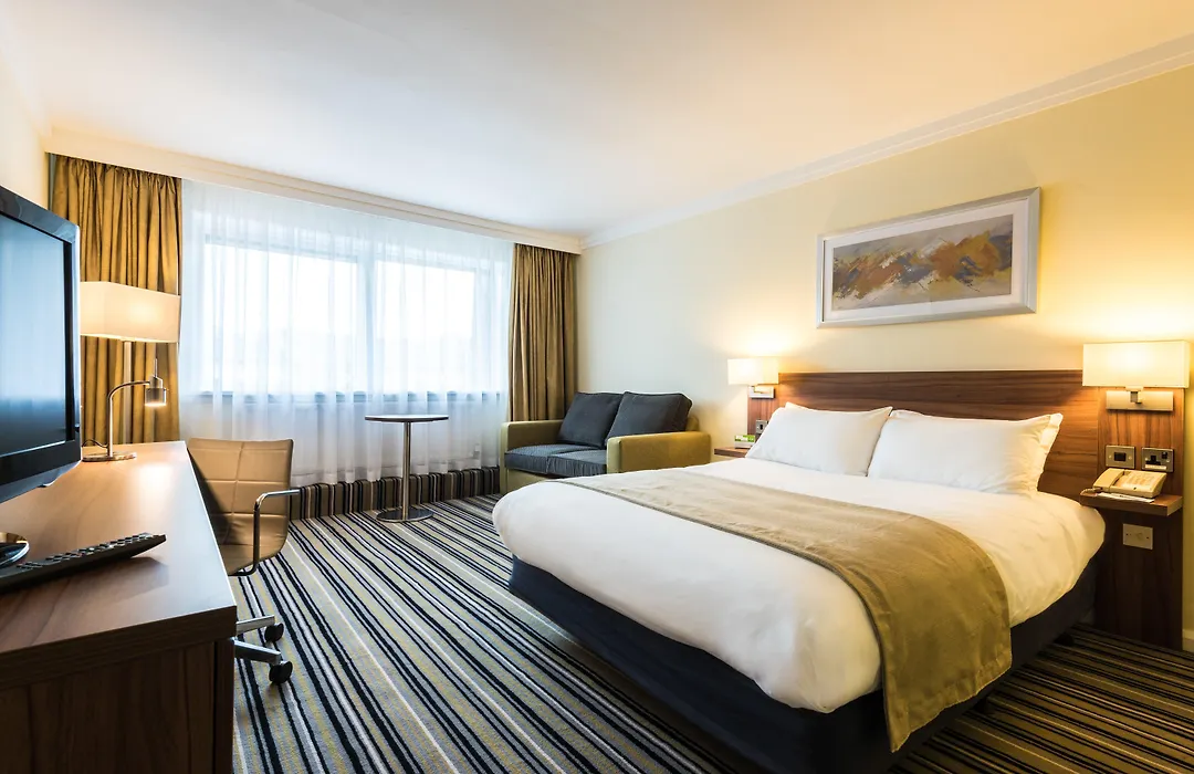 Holiday Inn Reading West By Ihg-1