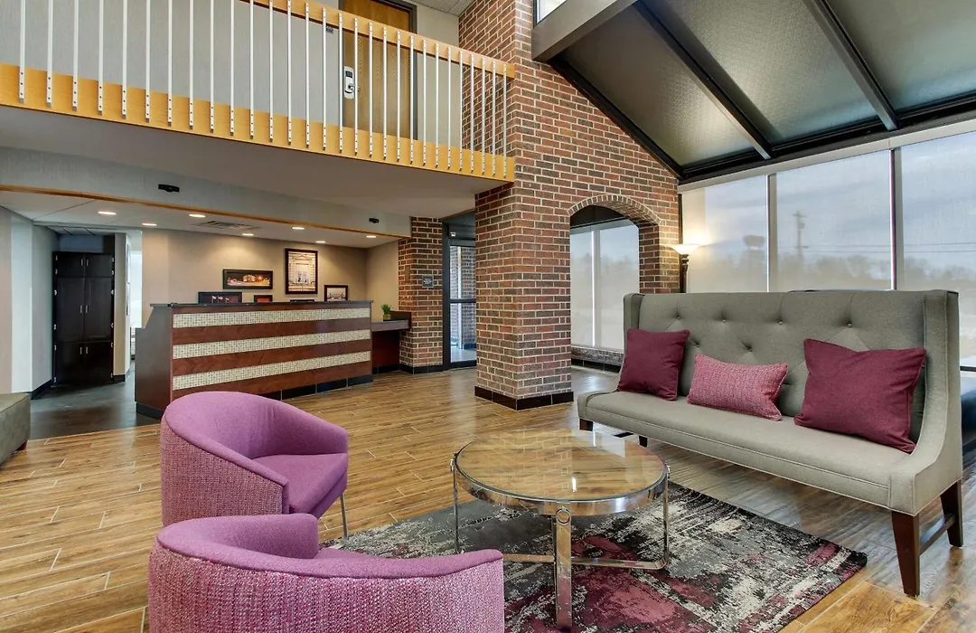 Drury Inn & Suites Poplar Bluff-1
