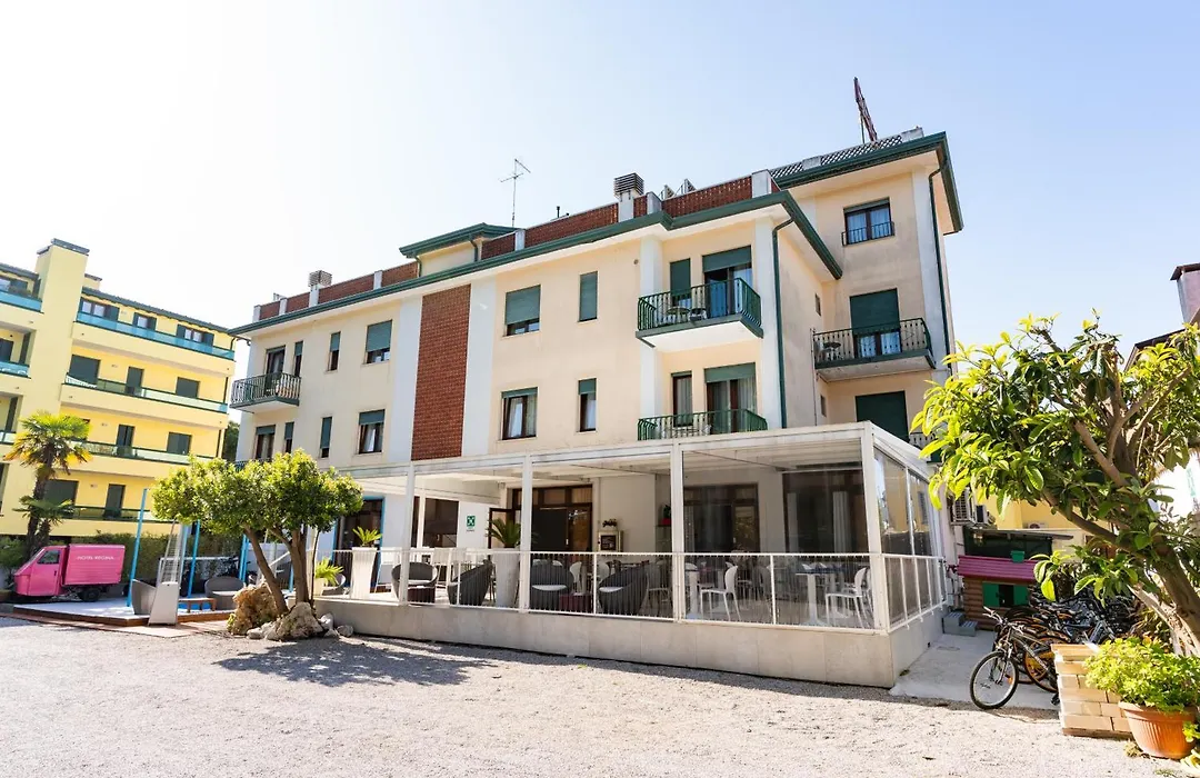 Hotel Regina-1