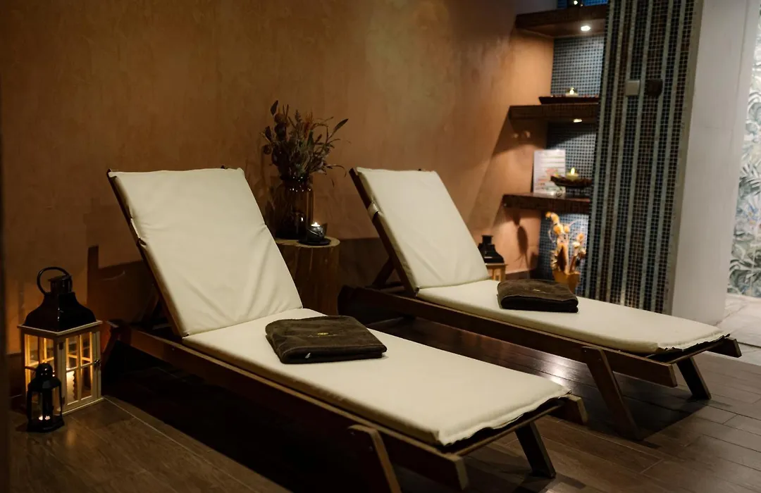 Cornelia Deluxe Residence-1