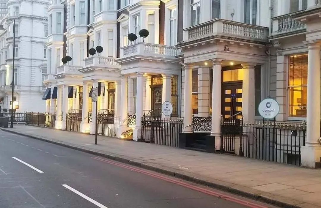 Cromwell Hotel-1