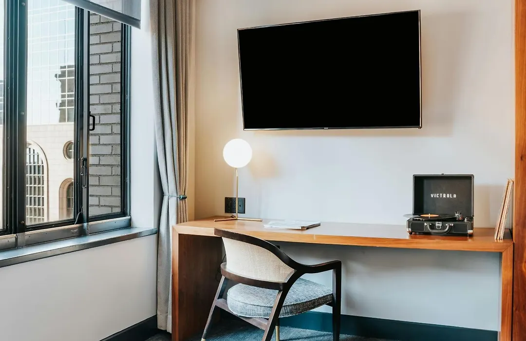 Renaissance Saint Elm Dallas Downtown Hotel-1