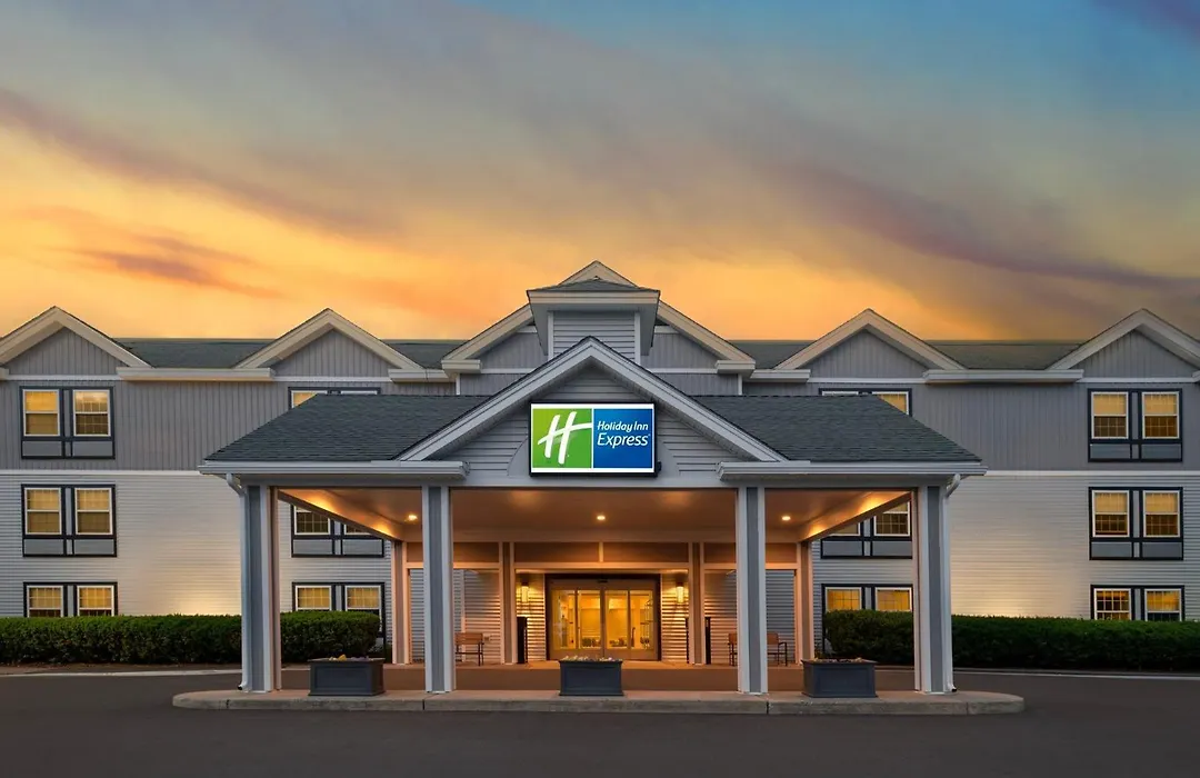 Holiday Inn Express St. Albans By Ihg-1