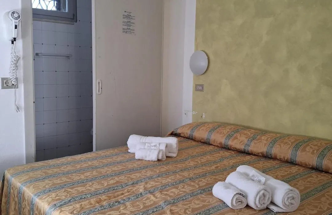 Hotel Pironi-1