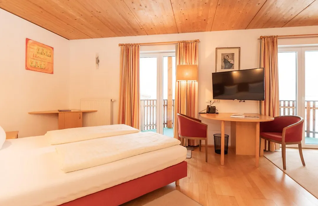 Macher's Landhotel-1