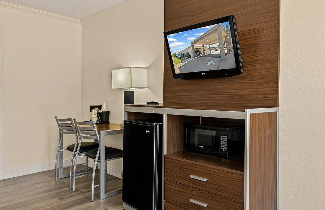 Heritage Inn Express Roseville-1