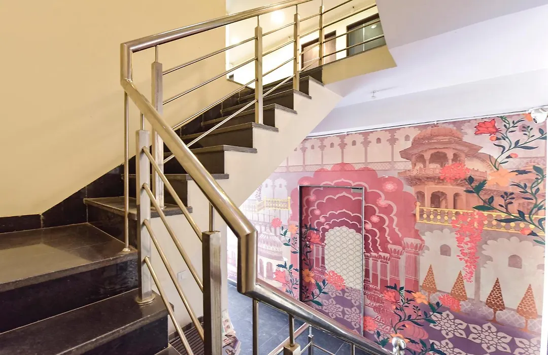 Fabhotel Pink City - World Trade Park-1