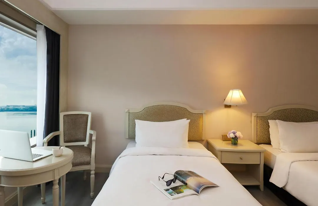 Berjaya Waterfront Hotel, Johor Bahru-1
