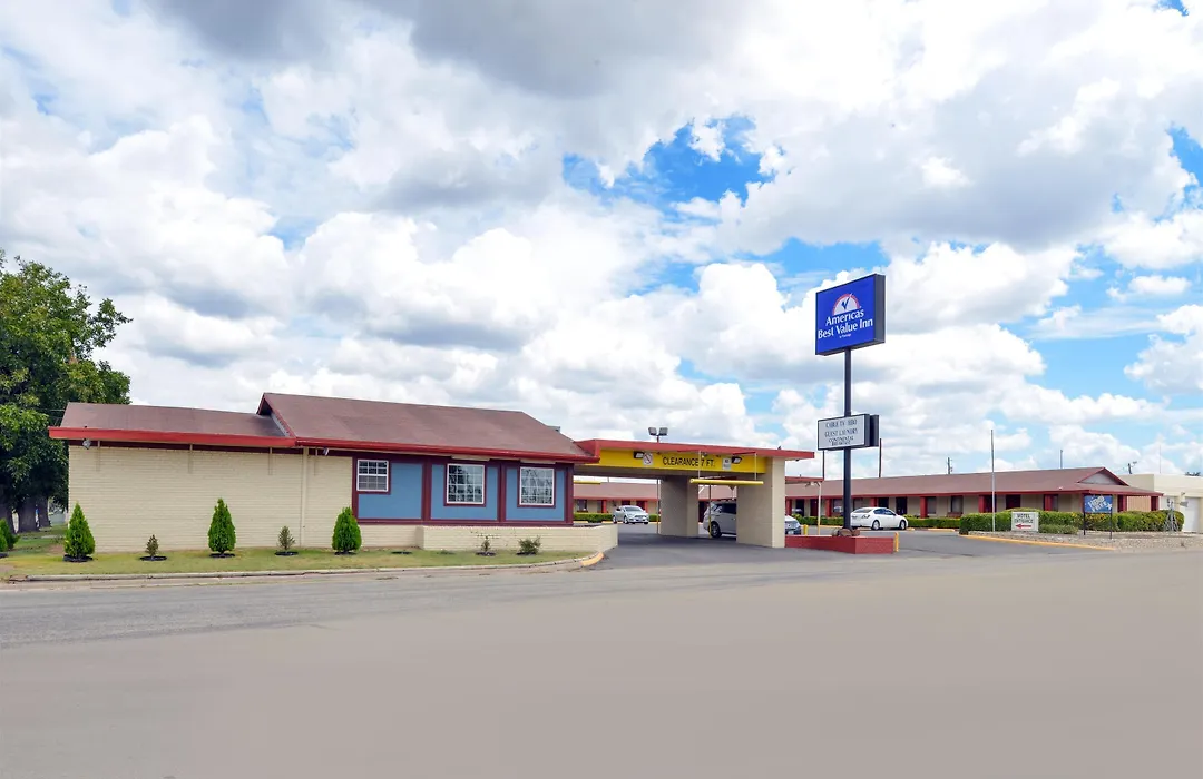 Americas Best Value Inn Ozona-1