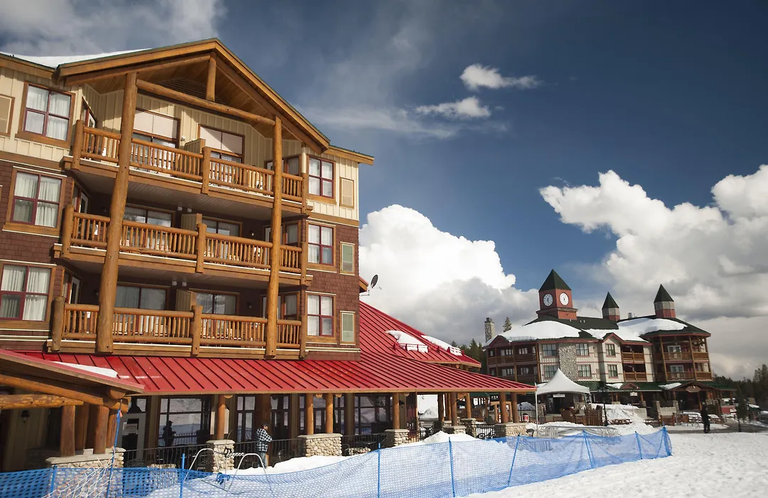 Trickle Creek Lodge-1