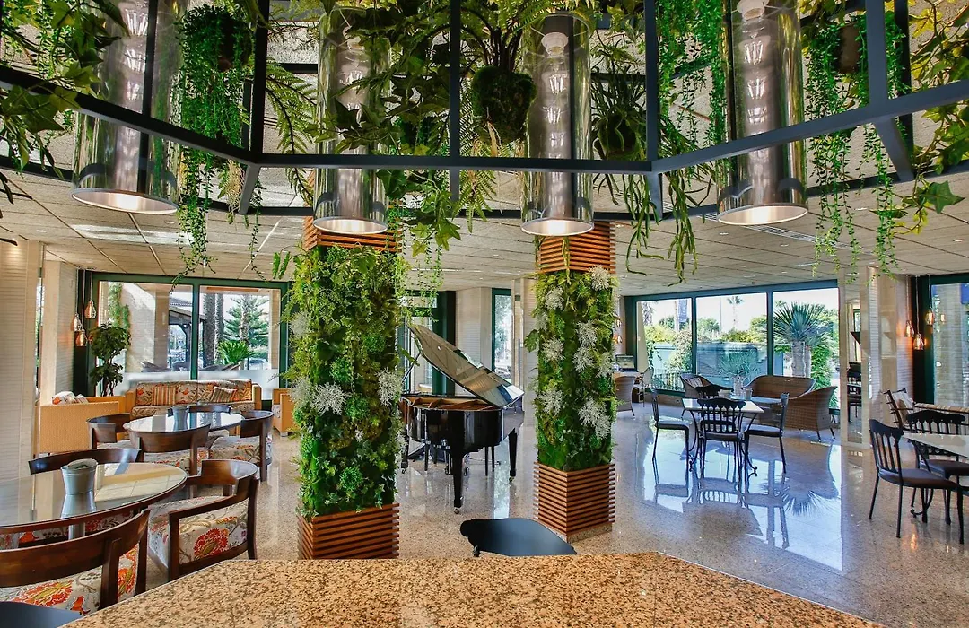 Hotel La Laguna Spa & Golf-1