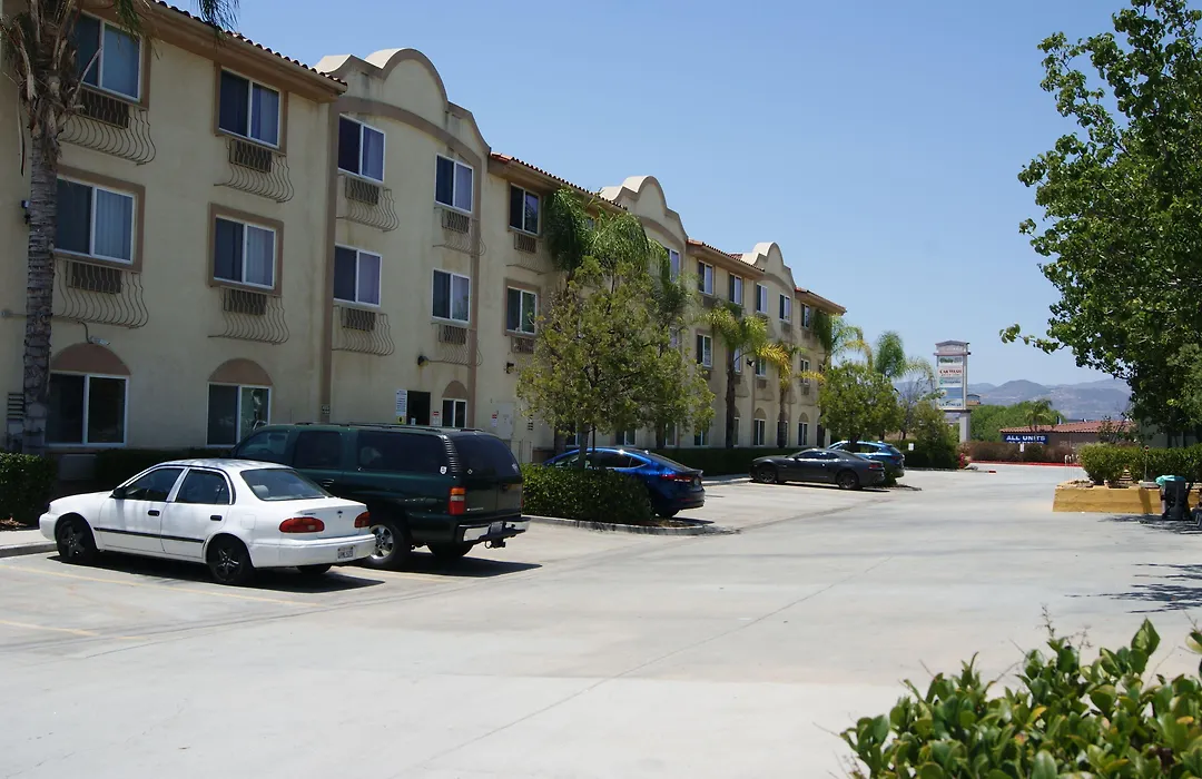 Comfort Inn & Suites Murrieta Temecula Wine Country-1