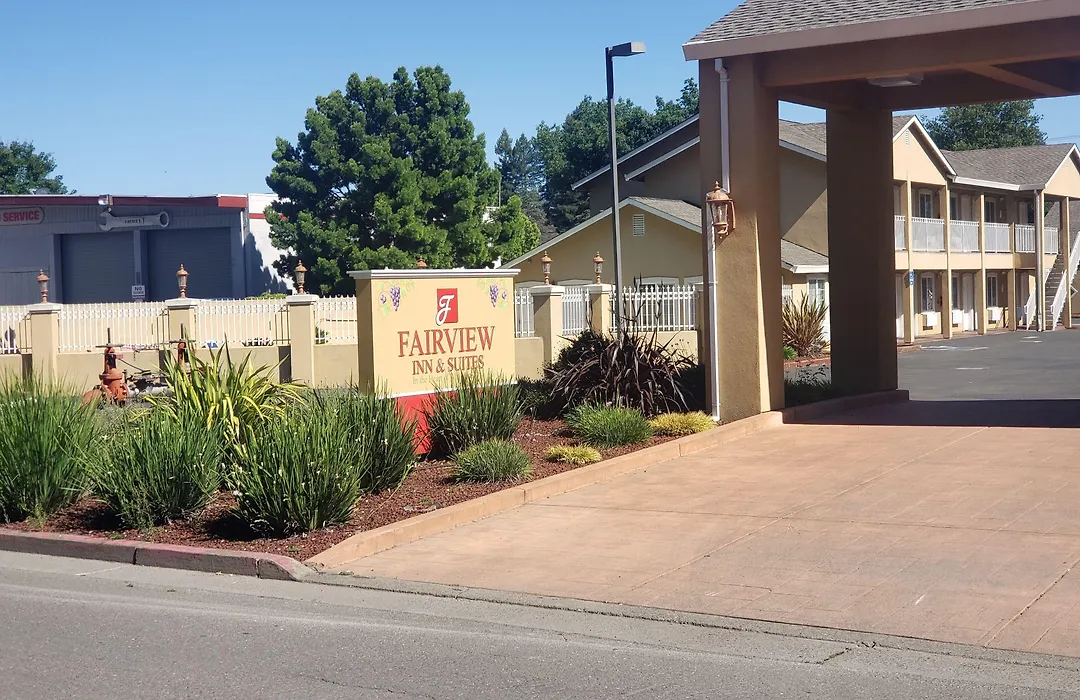 Fairview Inn & Suites-1
