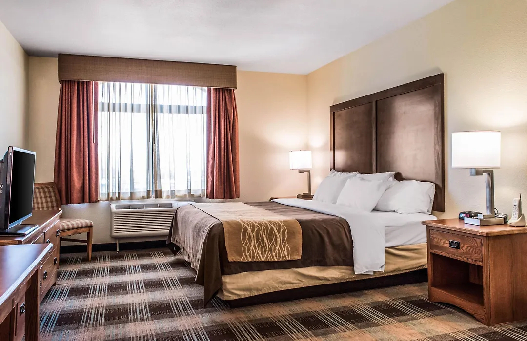 Comfort Inn & Suites Sheridan-1