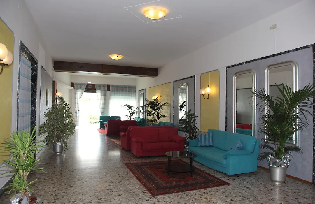 Hotel Tritone Jesolo Lido-1