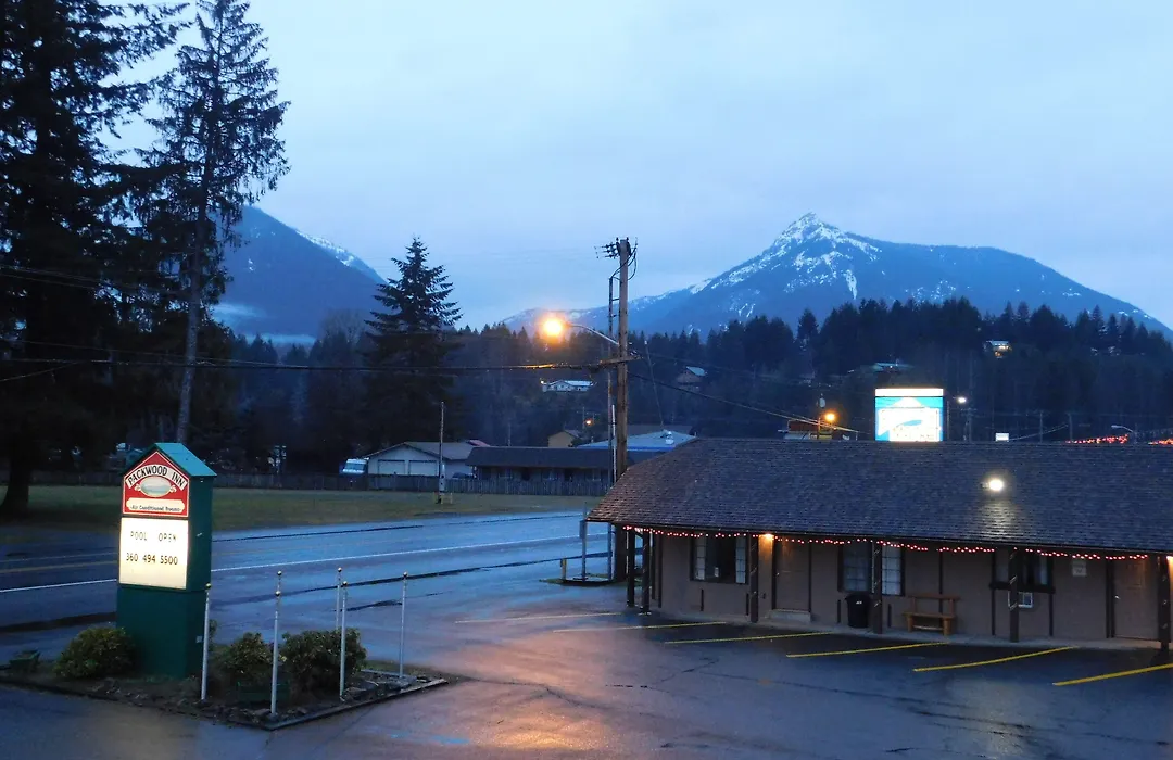 Packwood Inn-1