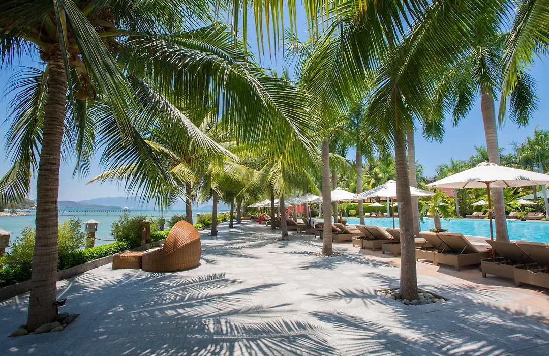 Diamond Bay Resort & Spa-1