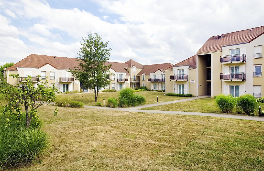 Zenitude Hotel Residences Roissy Village-1