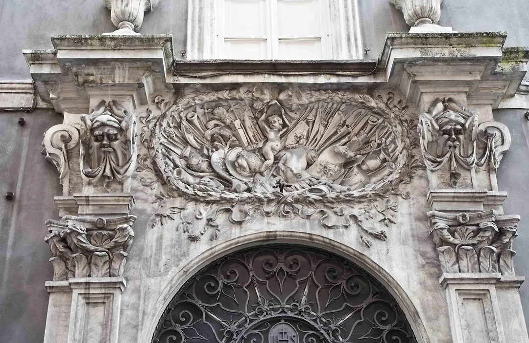 Relais San Lorenzo Historic Centre Rooms & Suites-1