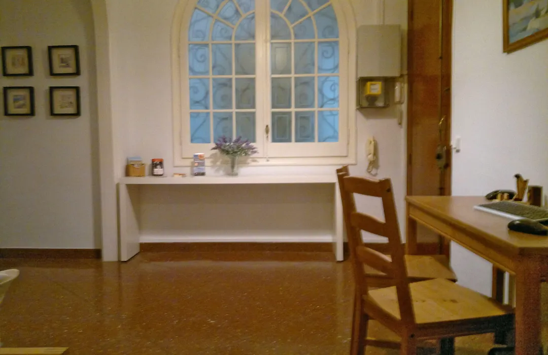 Ally'S Bed&Breakfast,-1