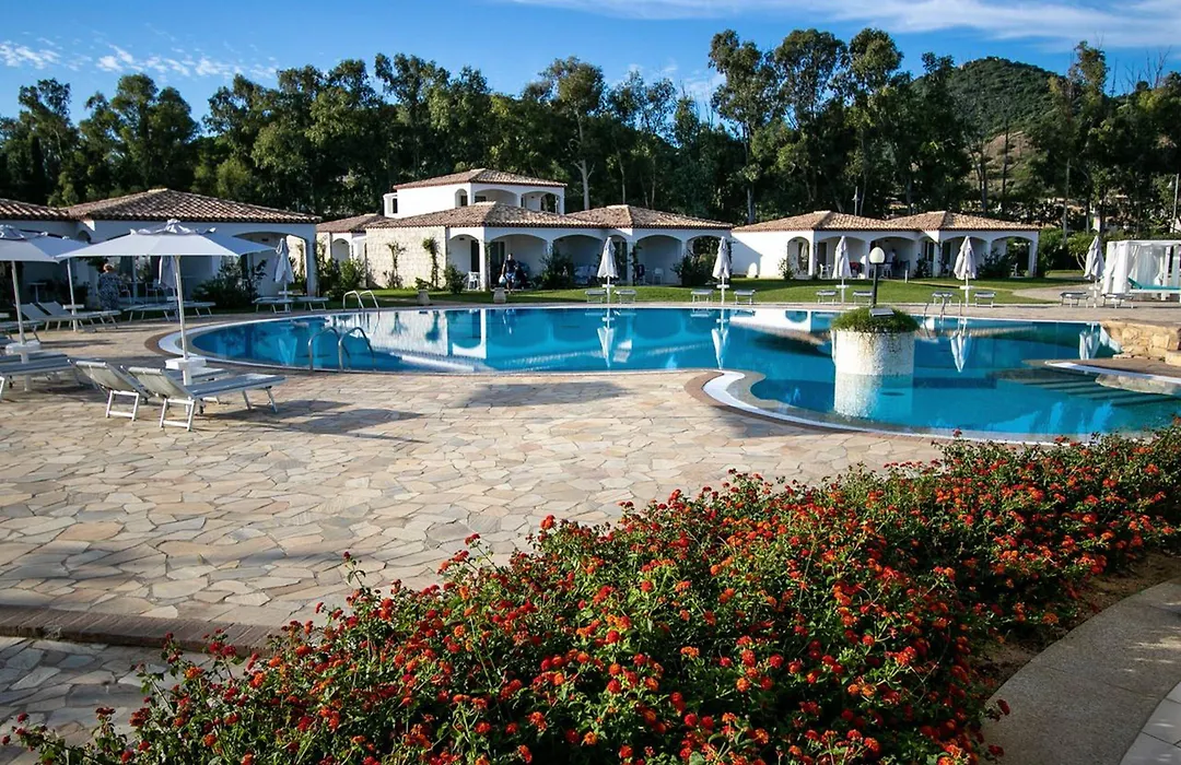 Limone Beach Resort-1