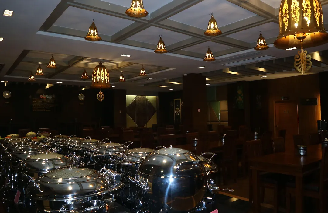 Aiyaree Place Hotel Sha Plus-1