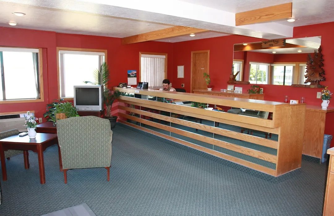 Western Royal Inn-1