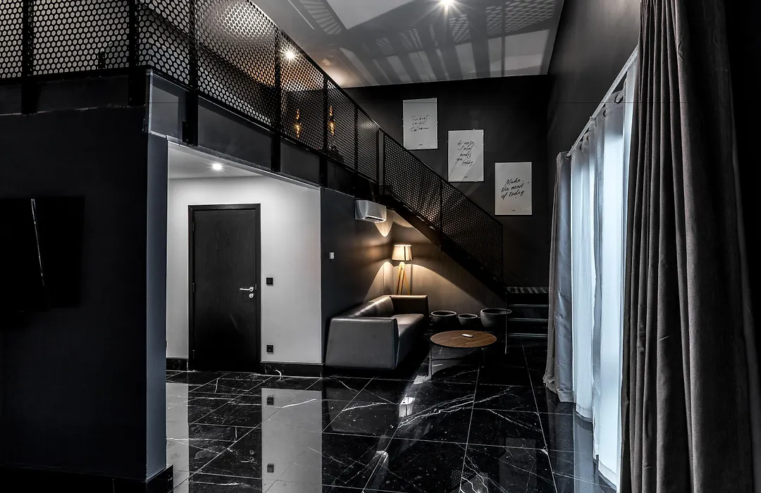 Black Hotels Koeln-1