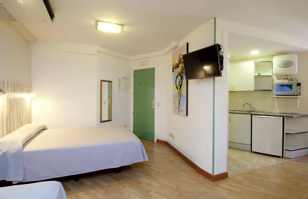 Hotel Apartamentos Aralso-1