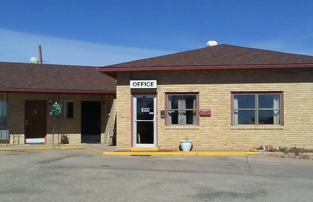 Sunshine Motel - New Mexico-1