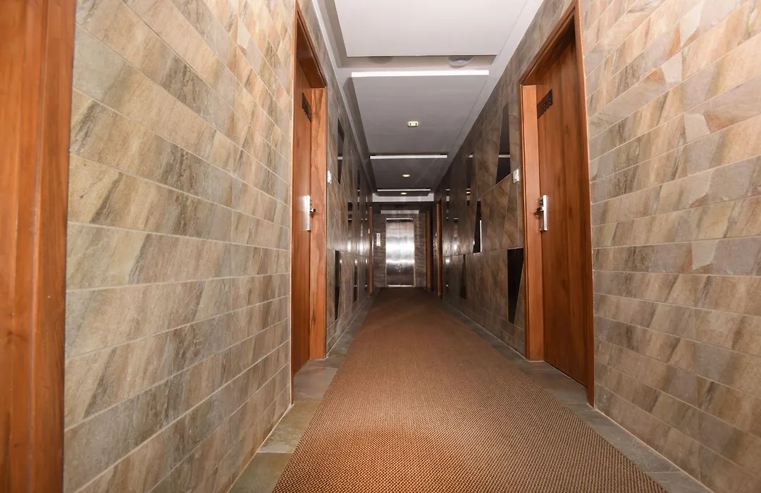 Hotel Grand Elegance-1