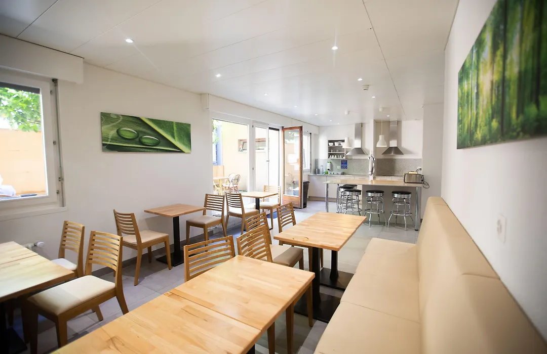City Hostel Geneva-1