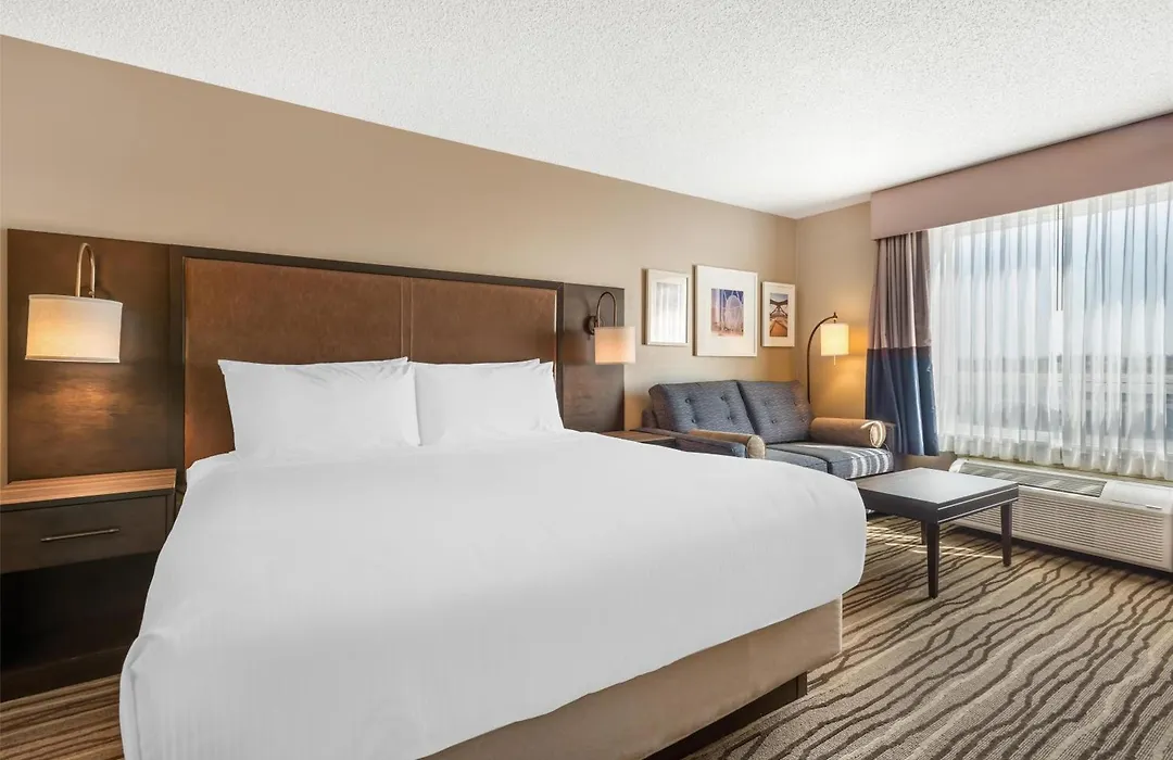 Best Western Plus Calgary Centre Inn-1