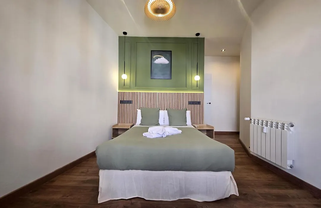 Hostal Main Street Madrid-1