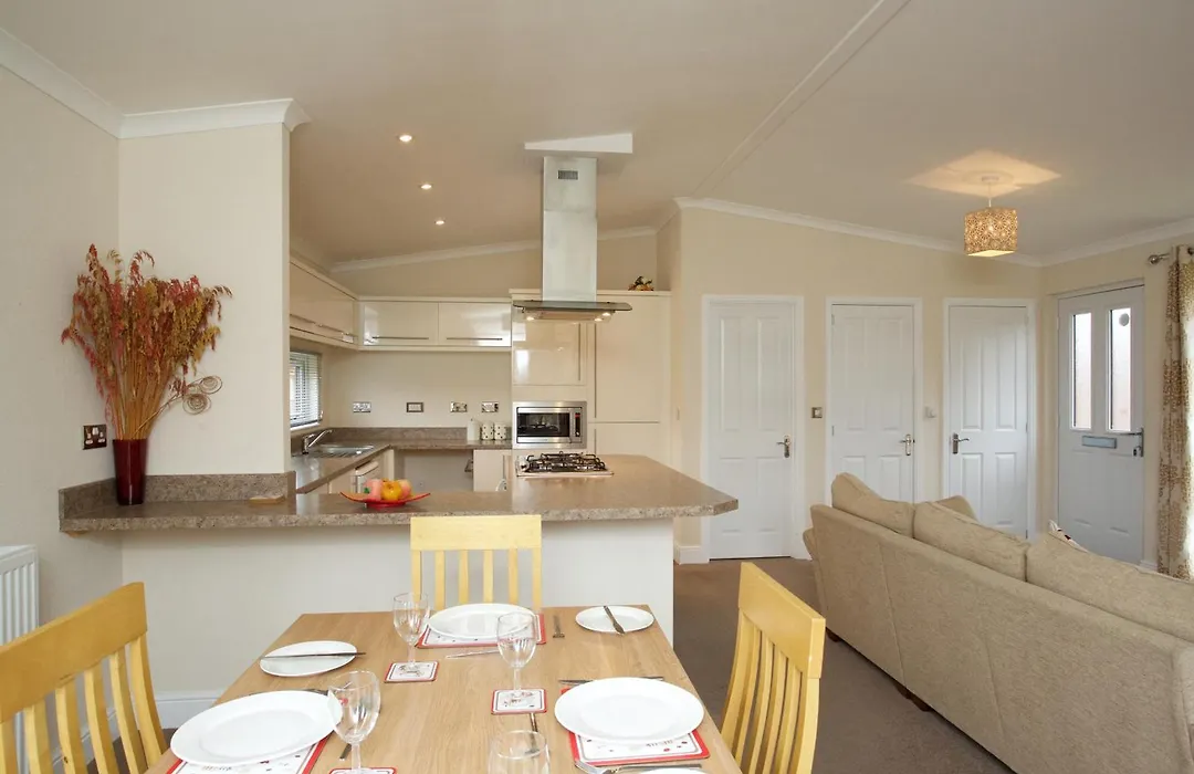 Braidhaugh Holiday Lodge And Glamping Park-1