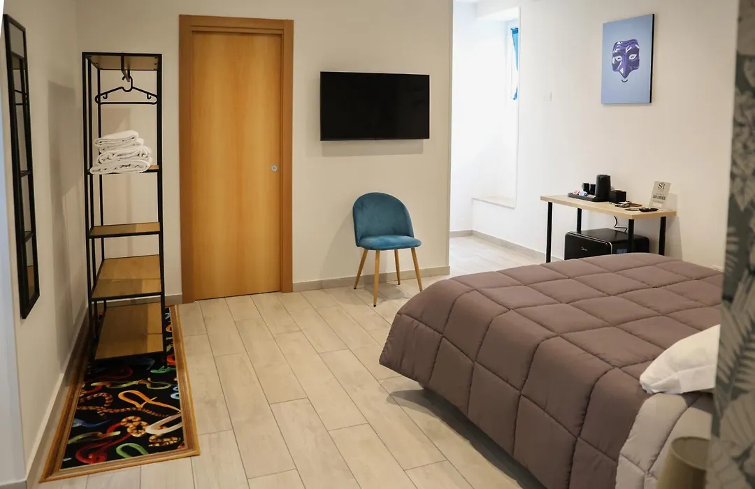 5 Santi Rooms-1