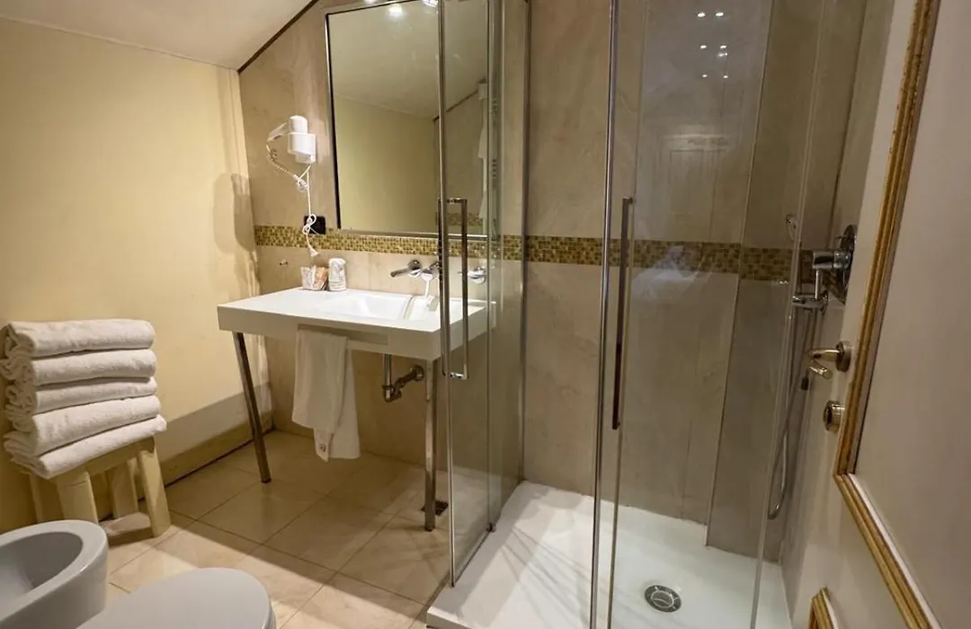 Hotel Tre Archi-1